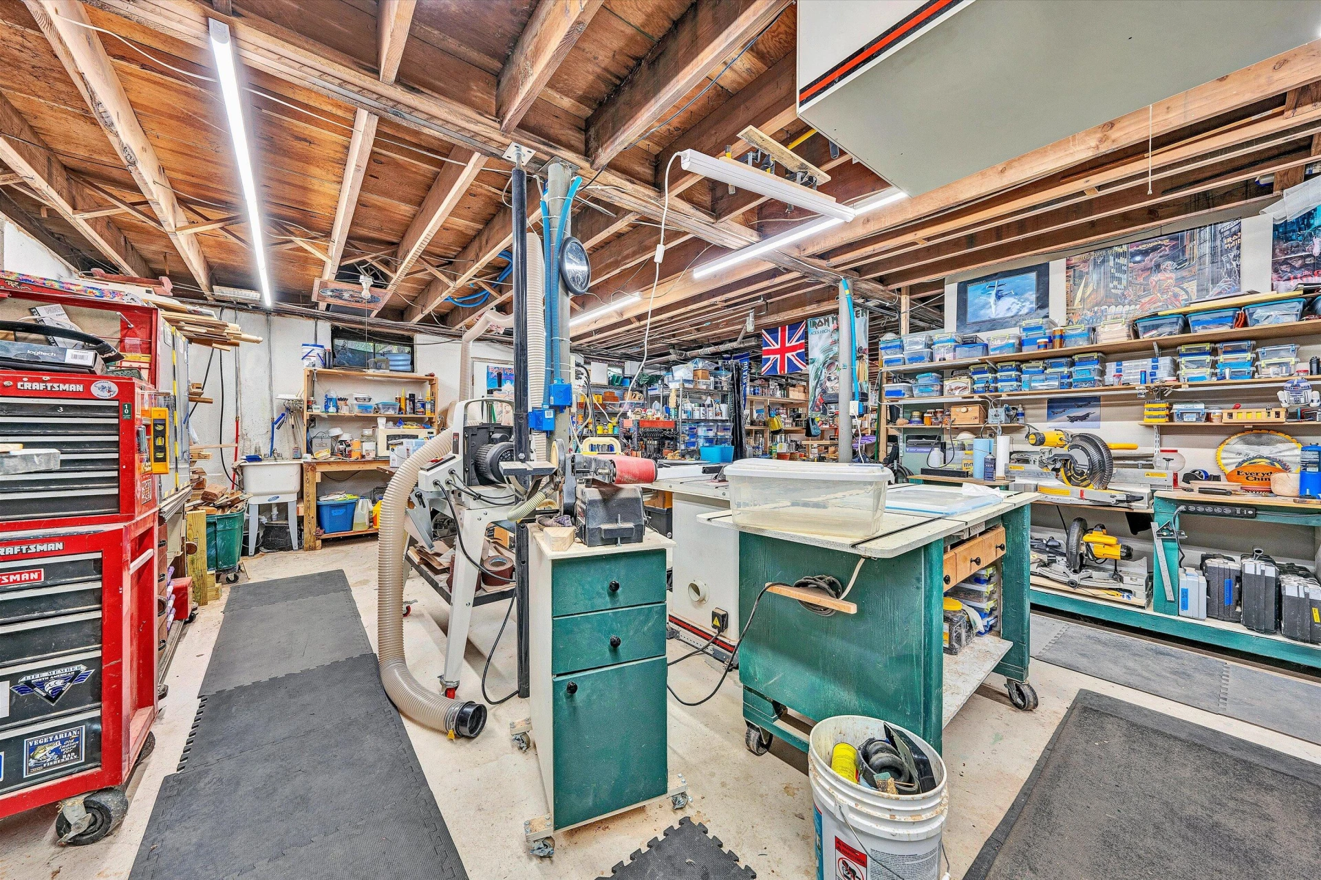 7116 Peyton ST - Photo 30