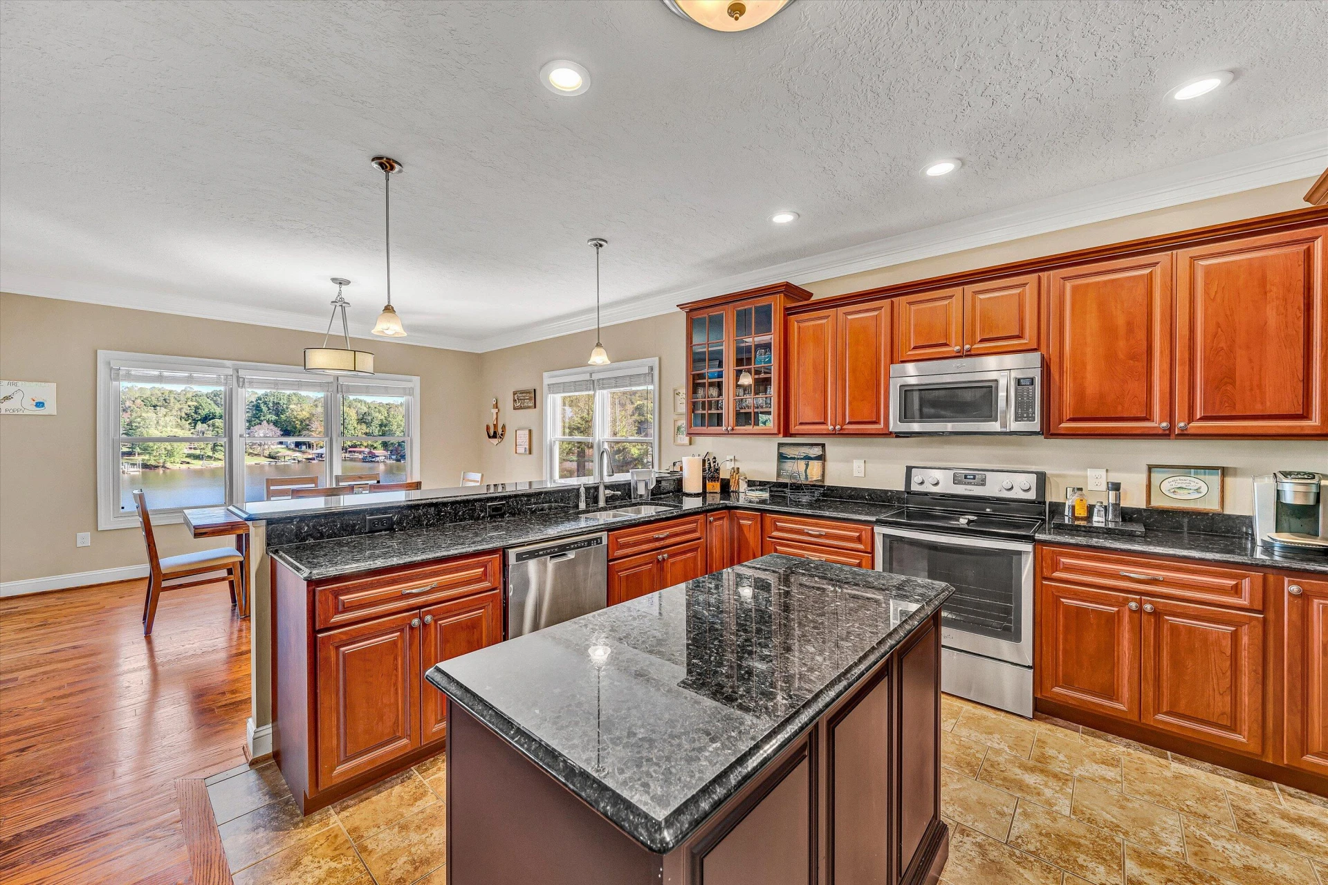 440 Augusta WAY - Photo 11
