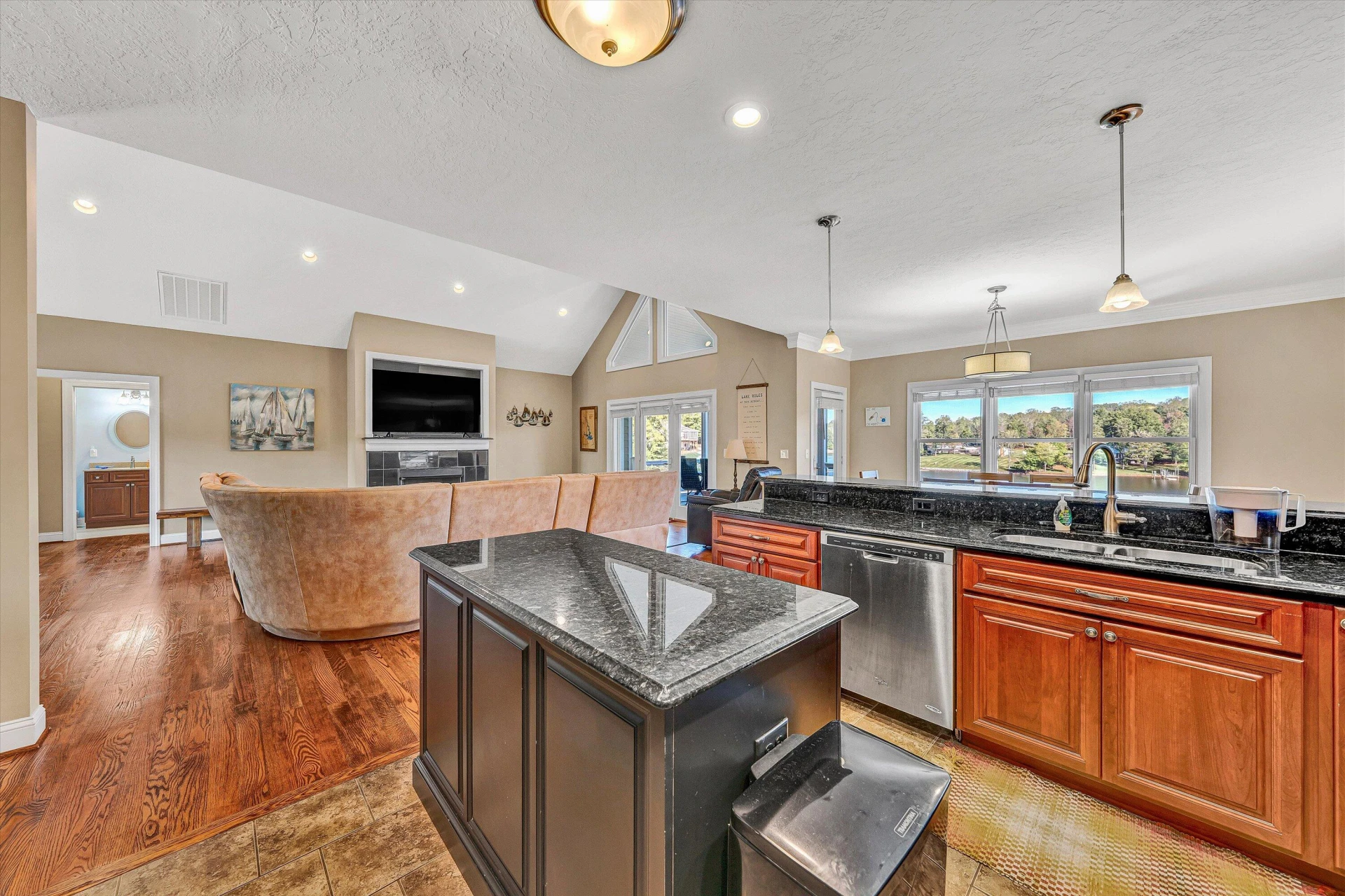 440 Augusta WAY - Photo 10