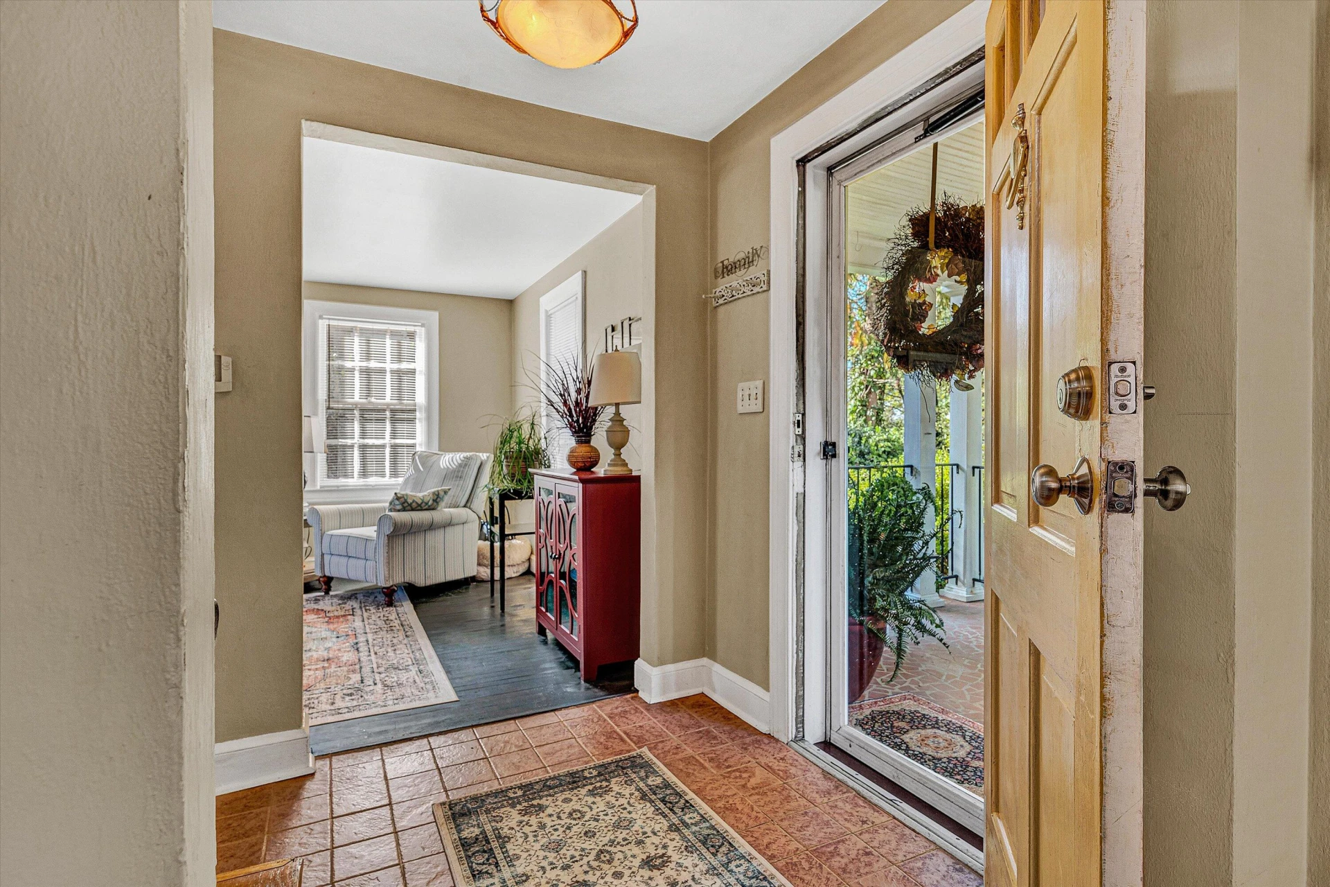 2334 Maiden LN SW - Photo 7