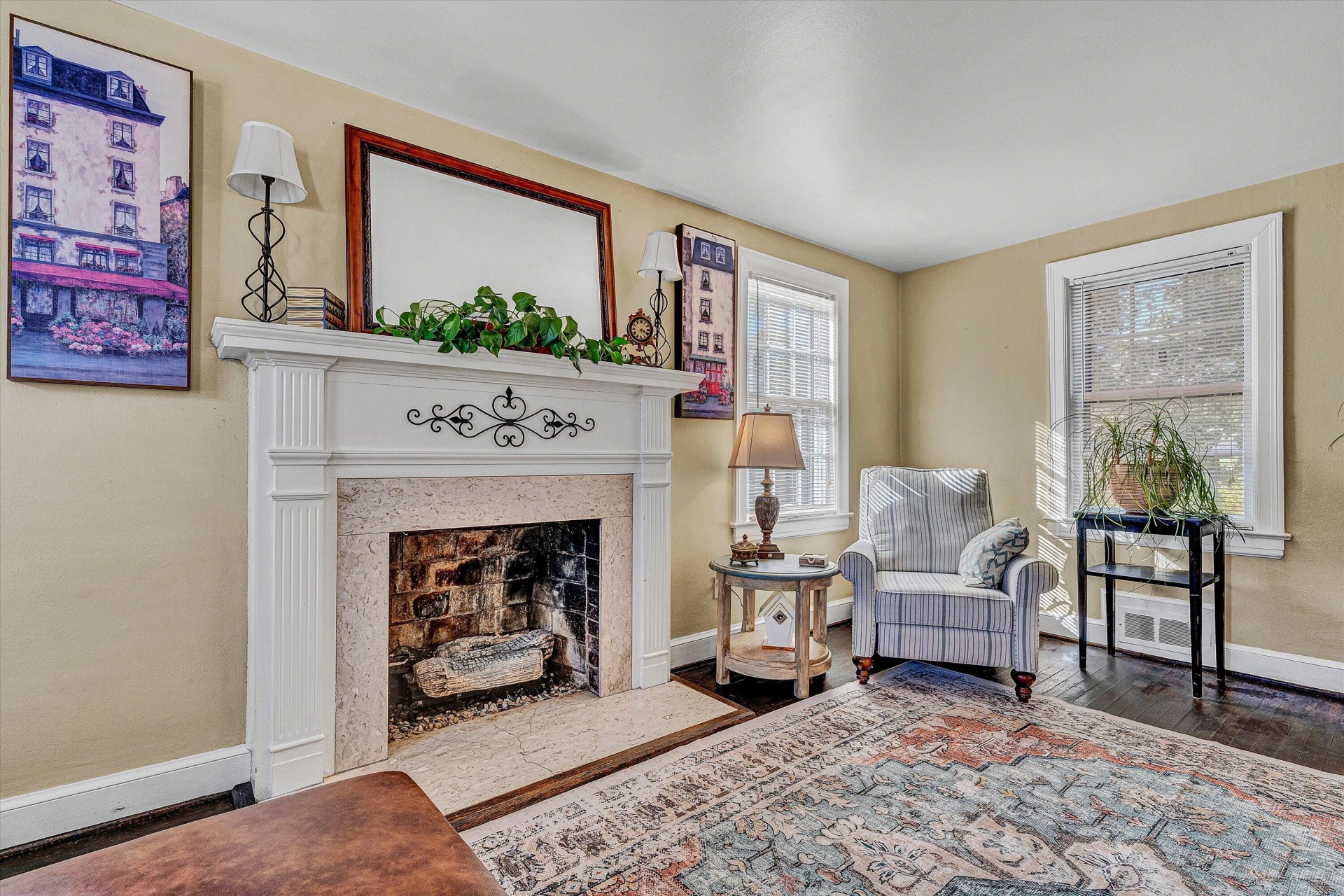 2334 Maiden LN SW - Photo 12