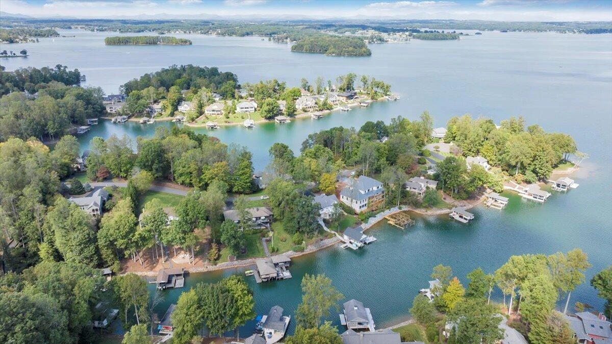 210 Upland Shores DR - Photo 110