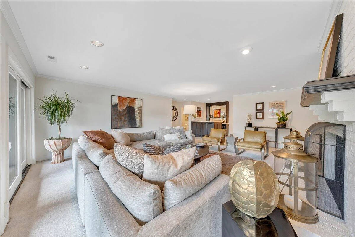210 Upland Shores DR - Photo 46