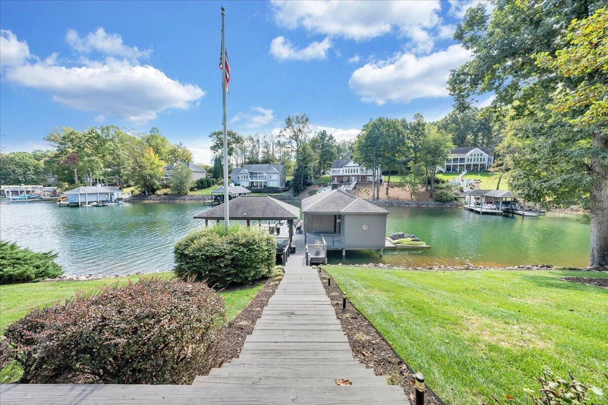 210 Upland Shores DR - Photo 70