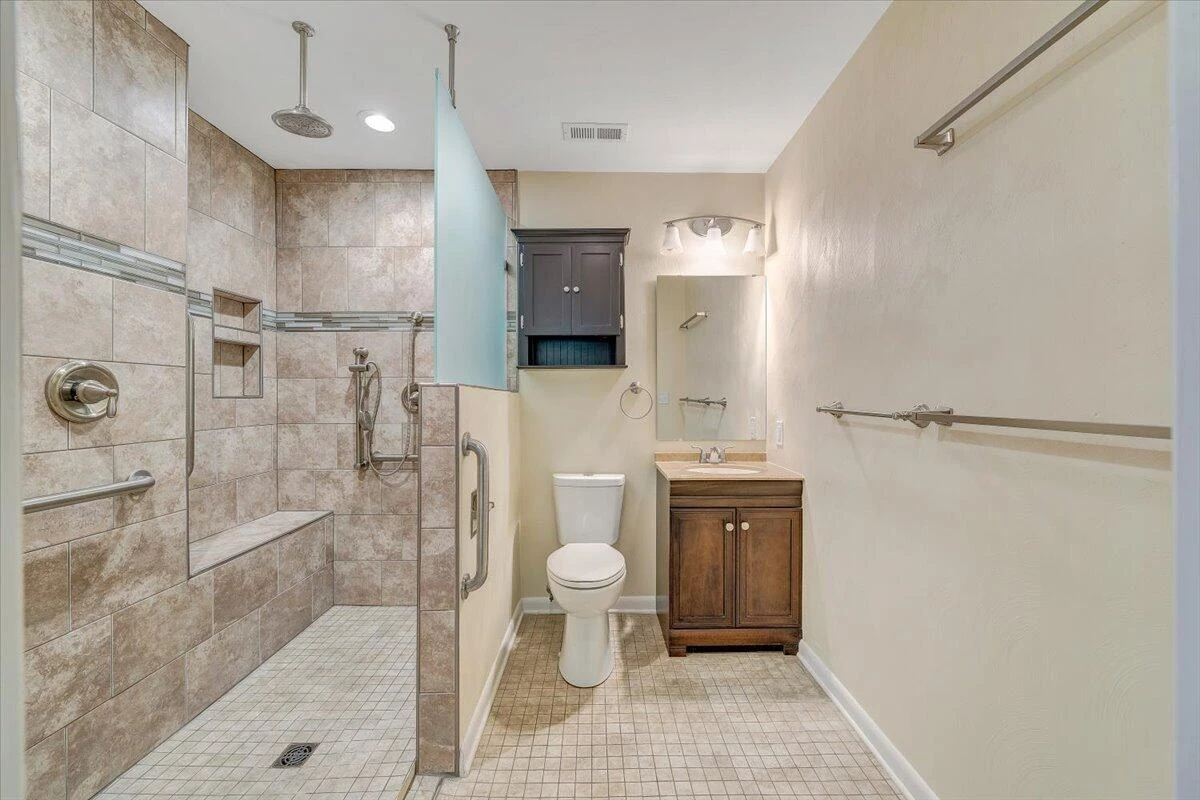 306 Windward DR #306 - Photo 23