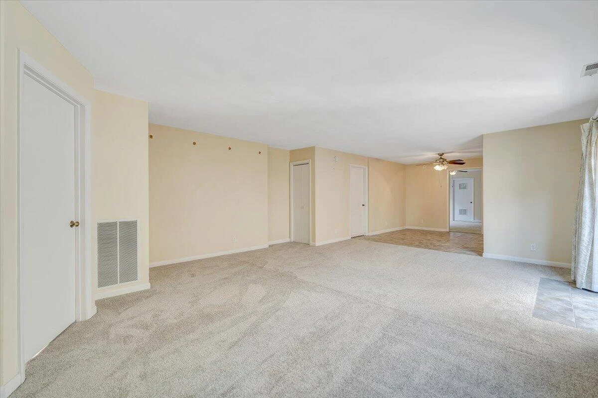 306 Windward DR #306 - Photo 4