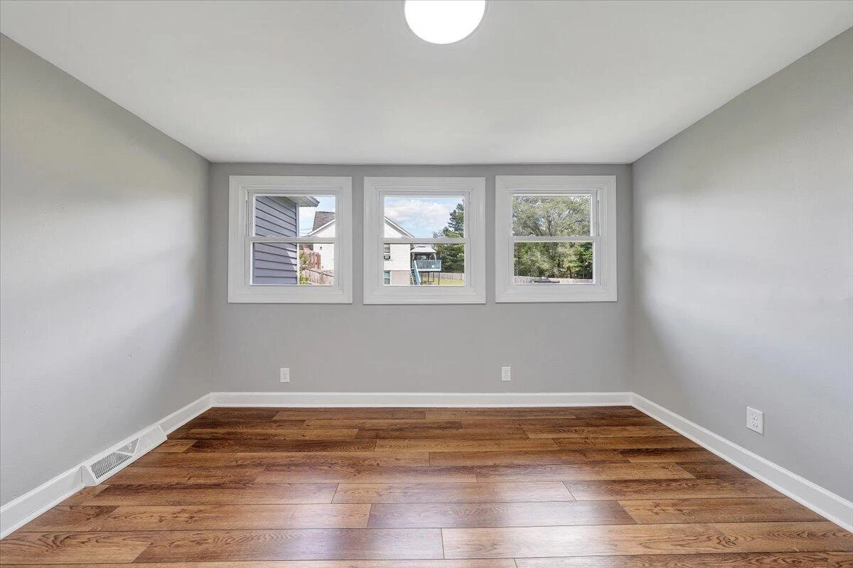 2213 Carvin ST NE - Photo 16