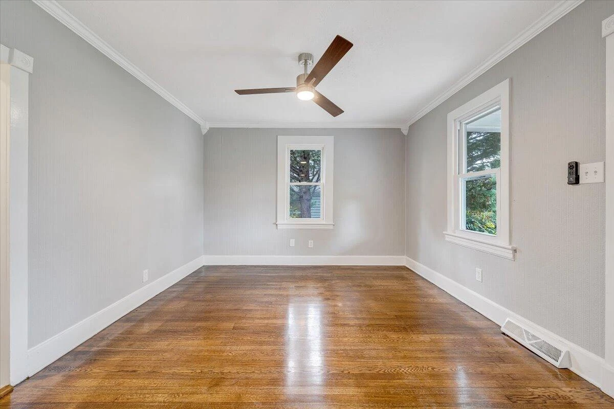 2213 Carvin ST NE - Photo 19