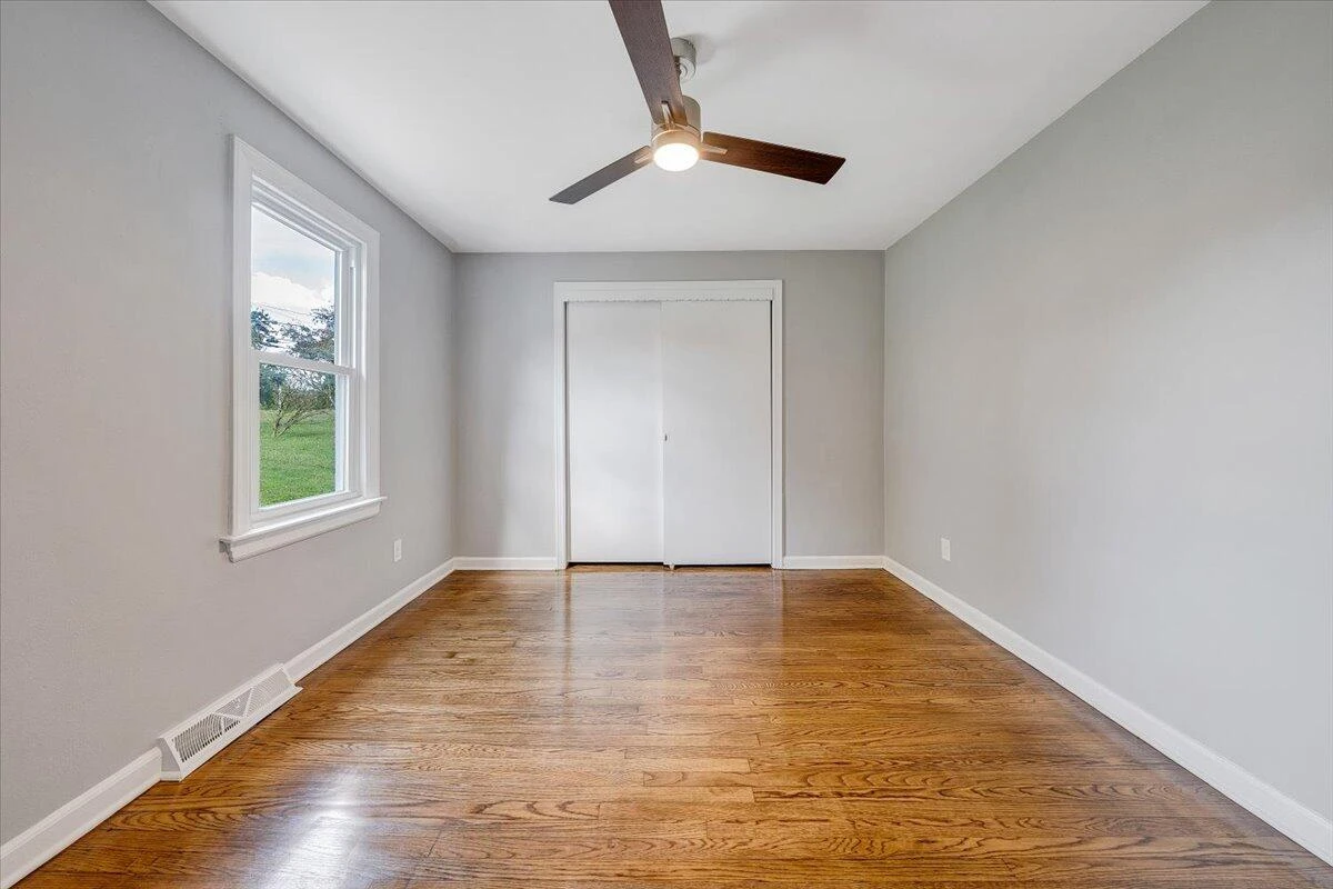 2213 Carvin ST NE - Photo 21