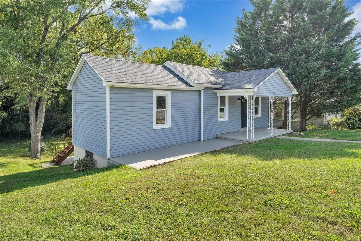 2213 Carvin ST NE - Photo 27