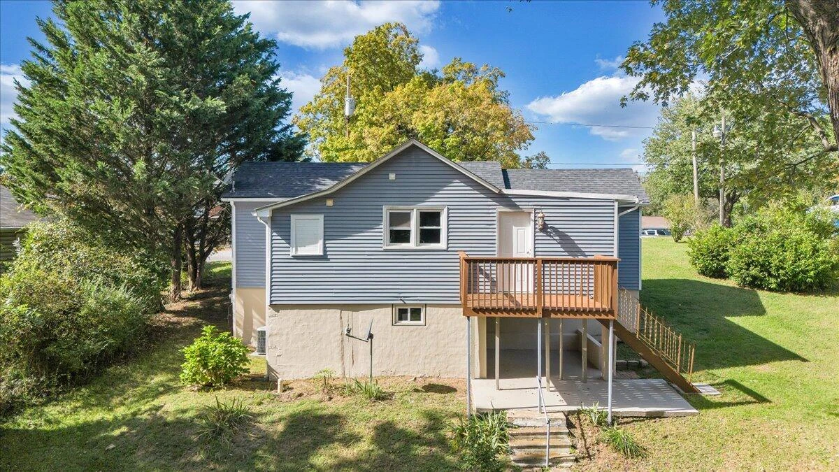 2213 Carvin ST NE - Photo 39