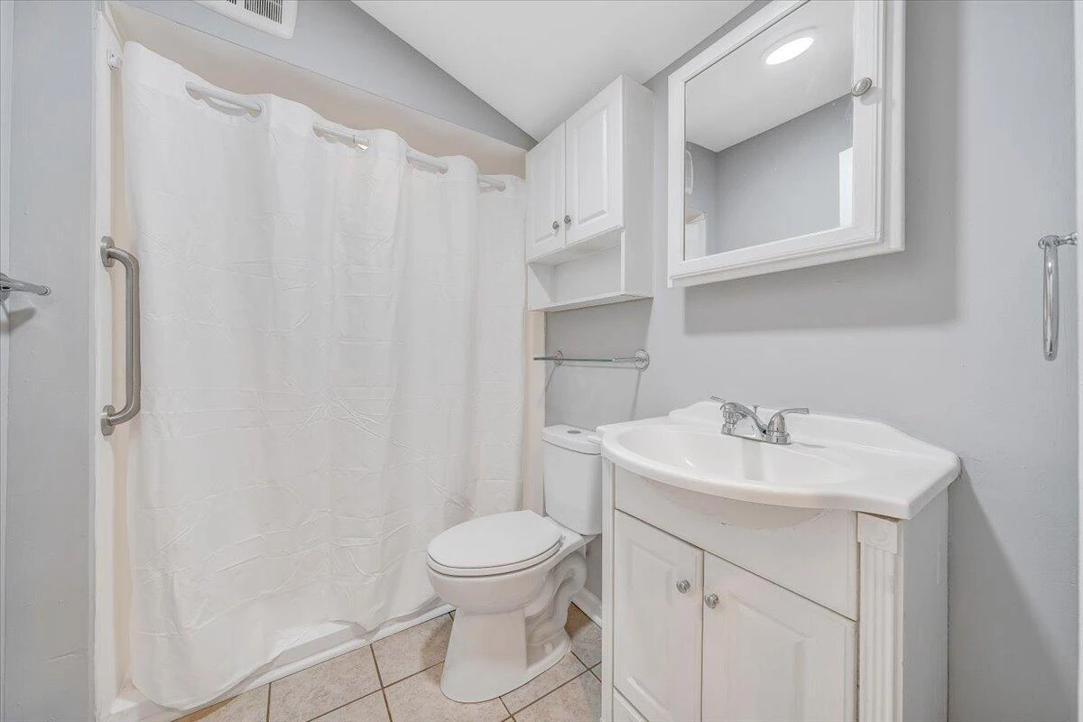2213 Carvin ST NE - Photo 9