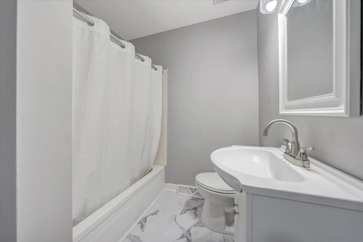 406 E Augusta AVE - Photo 15