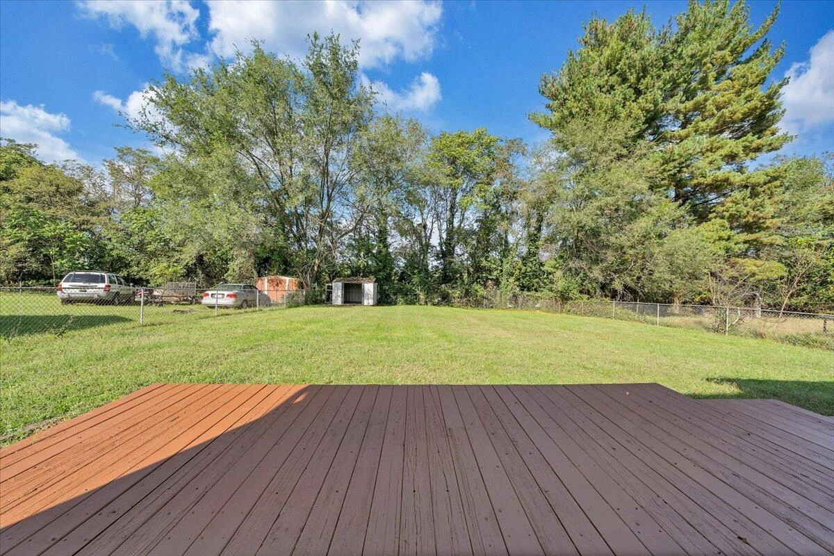 406 E Augusta AVE - Photo 20