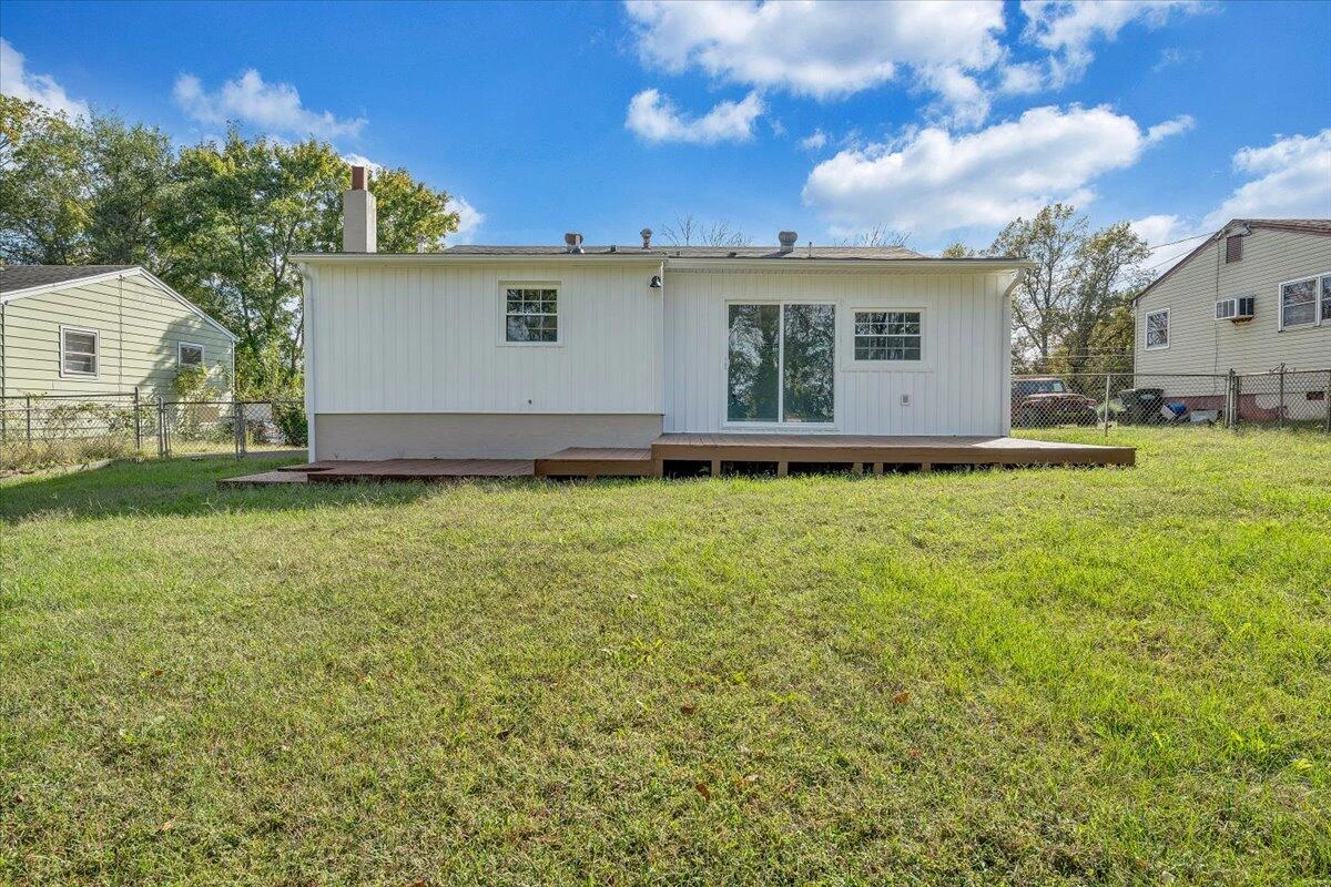 406 E Augusta AVE - Photo 23