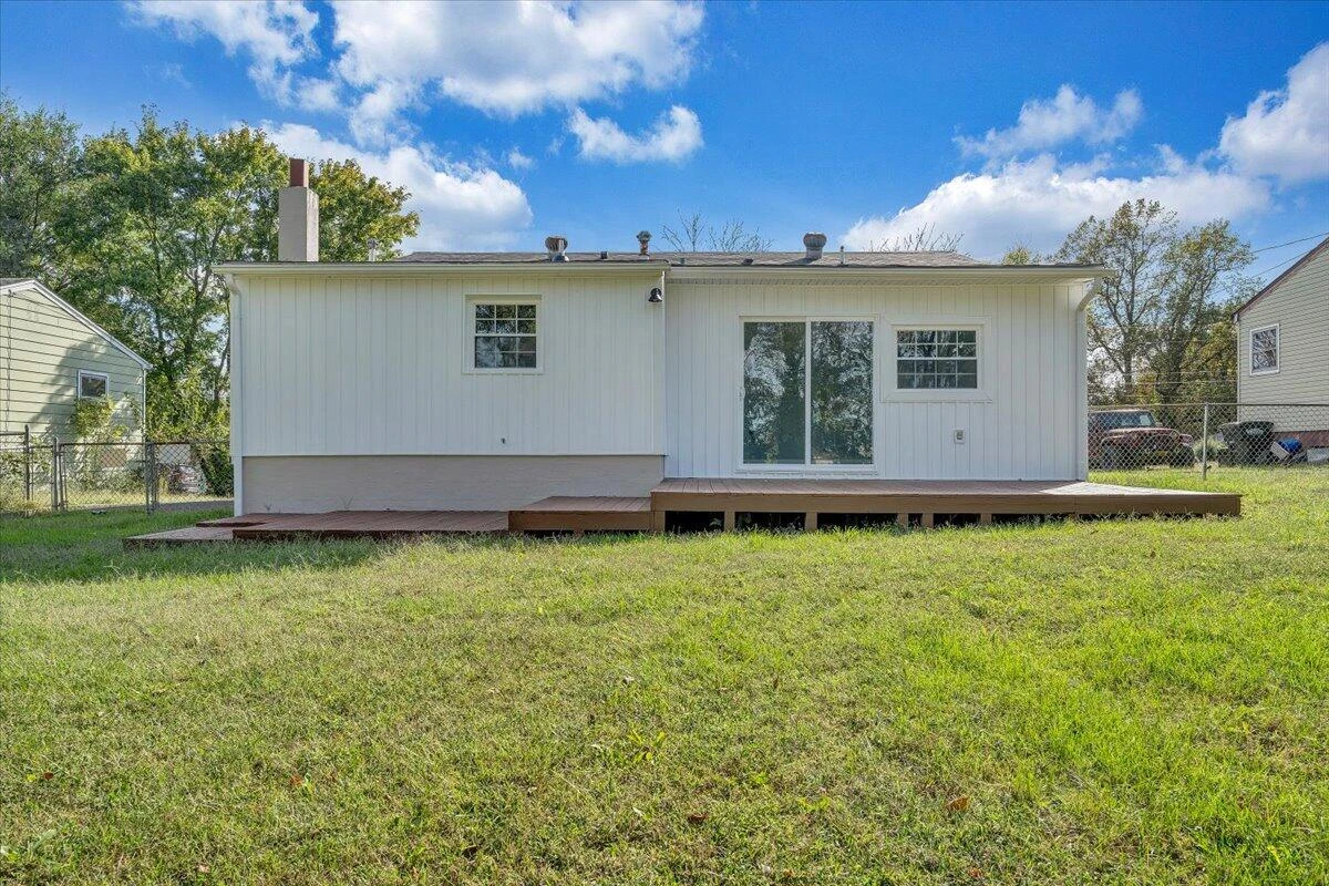 406 E Augusta AVE - Photo 24