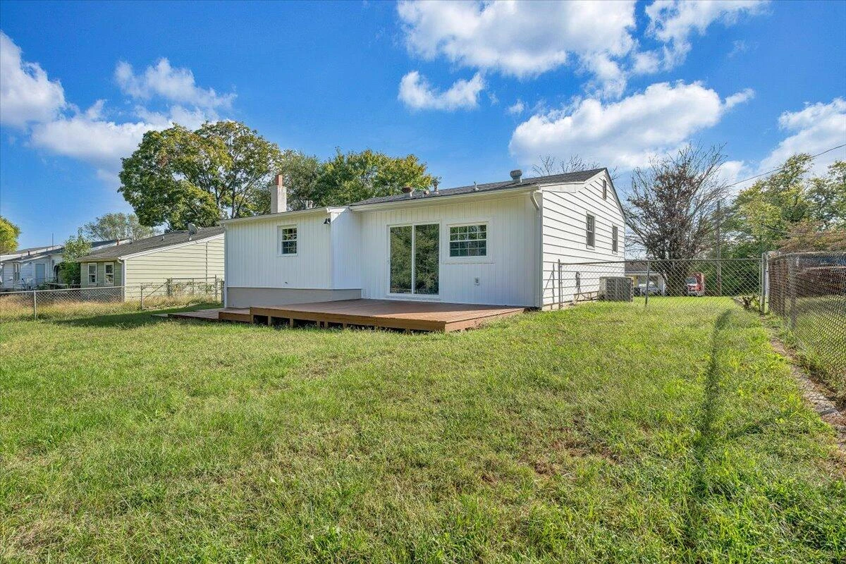406 E Augusta AVE - Photo 27