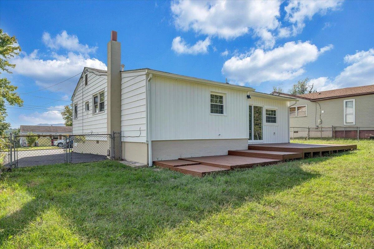 406 E Augusta AVE - Photo 31
