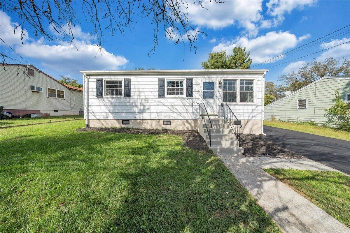406 E Augusta AVE - Photo 34