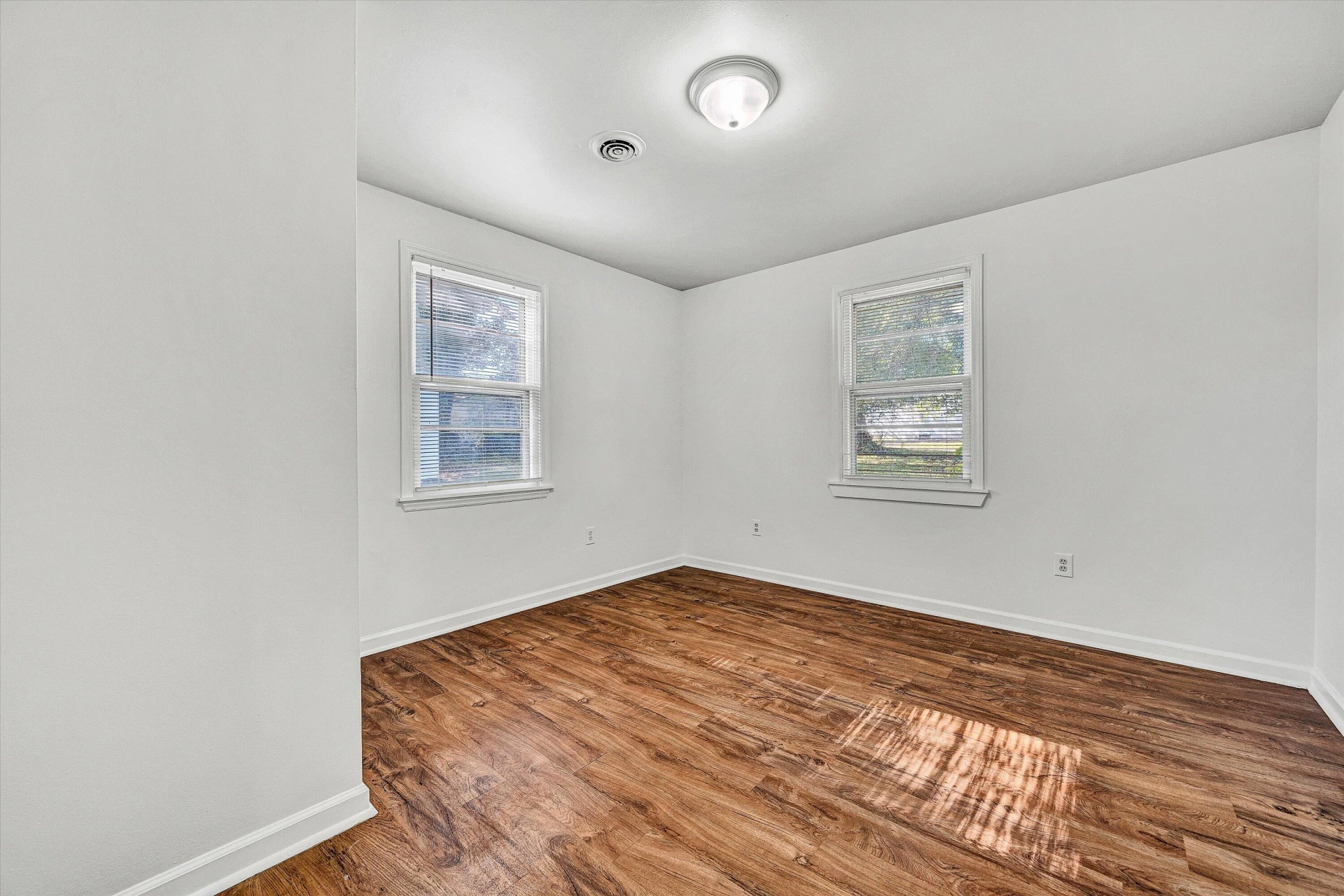 115 Liberty RD NE - Photo 16