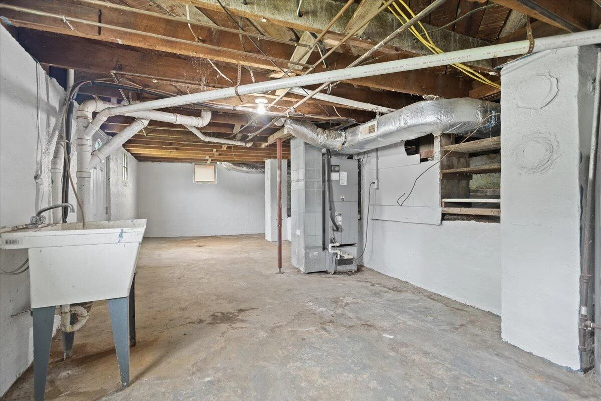 5027 Morwanda ST NW - Photo 23