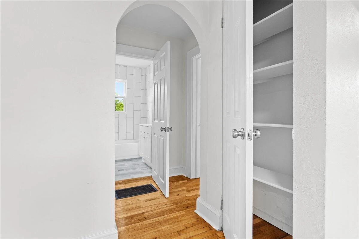 5027 Morwanda ST NW - Photo 9