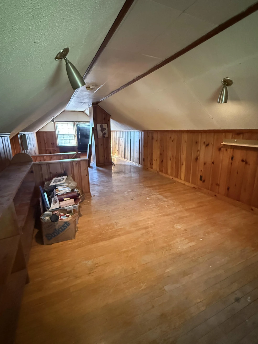1527 Syracuse AVE NW - Photo 21