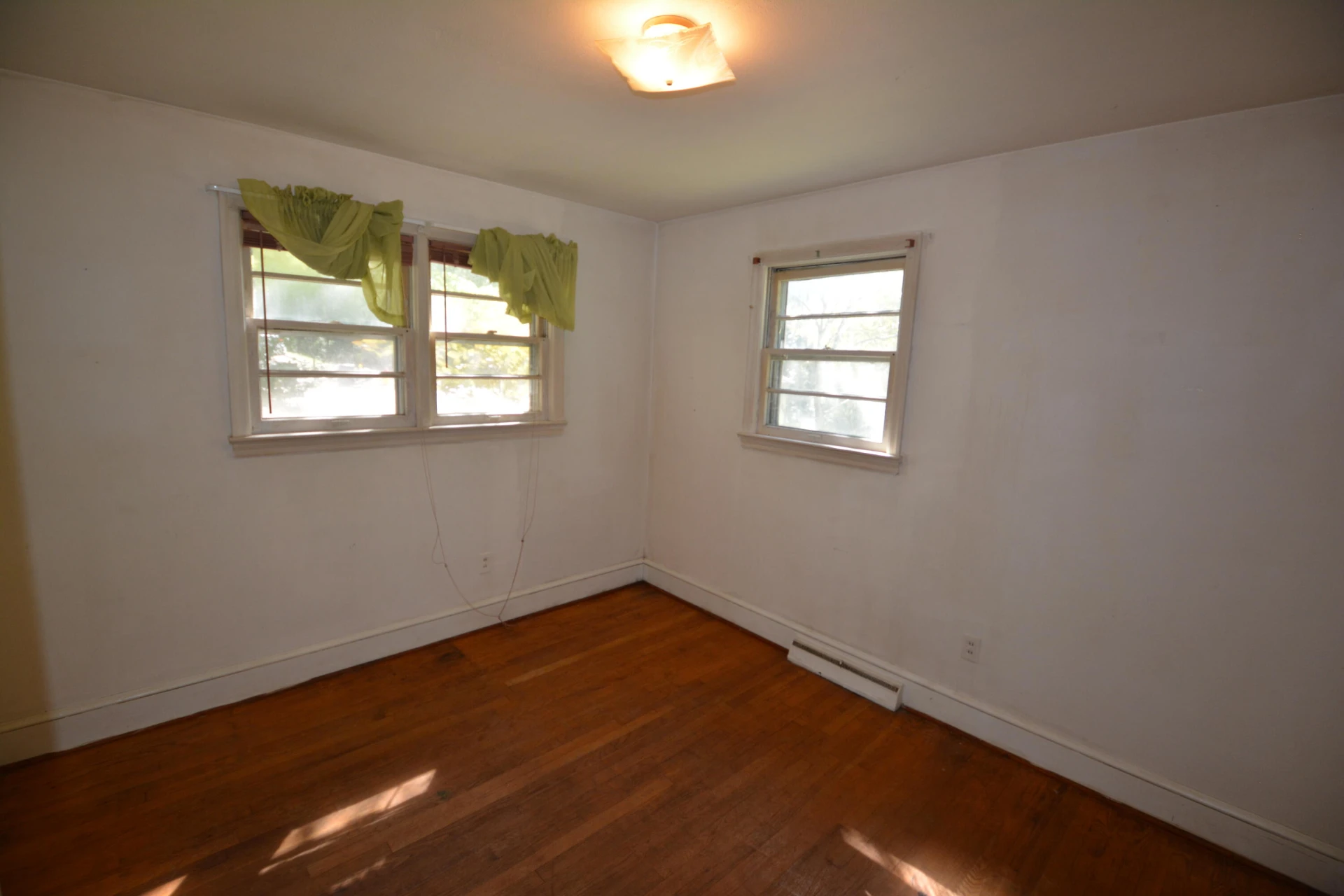 1040 Owens RD - Photo 11