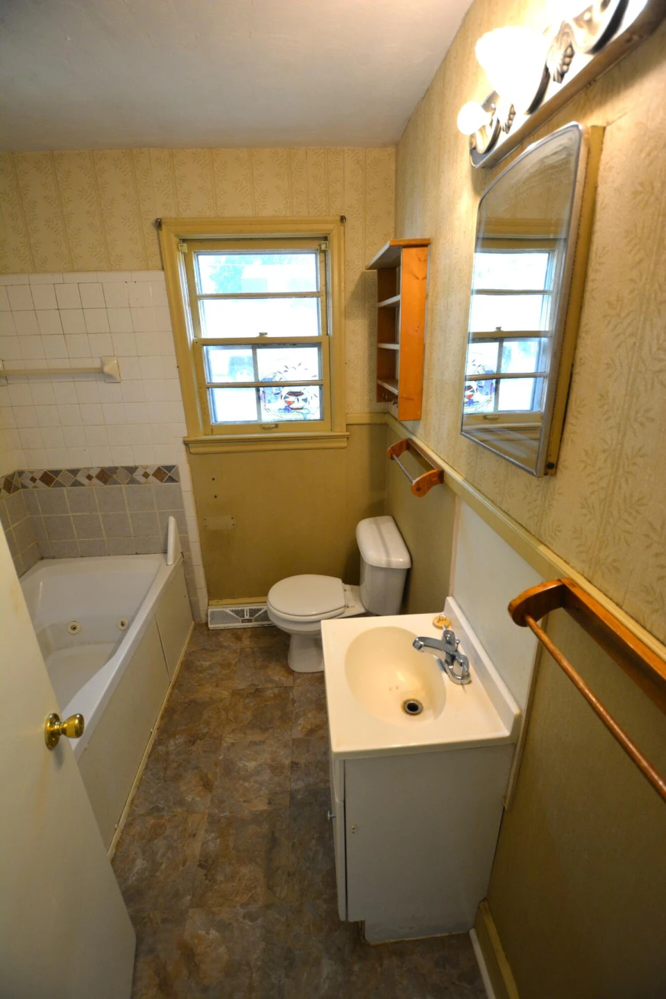 1040 Owens RD - Photo 13