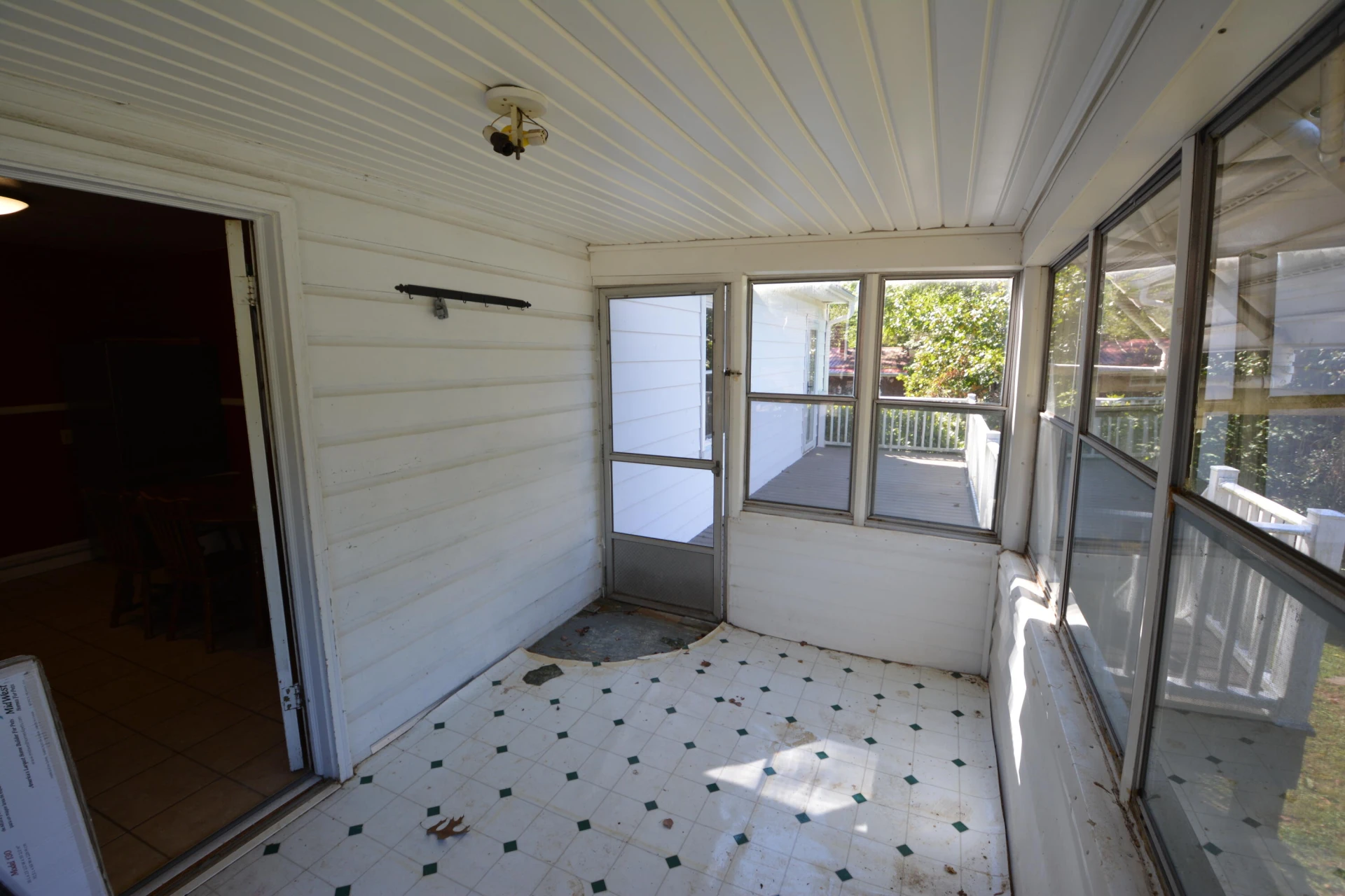1040 Owens RD - Photo 15