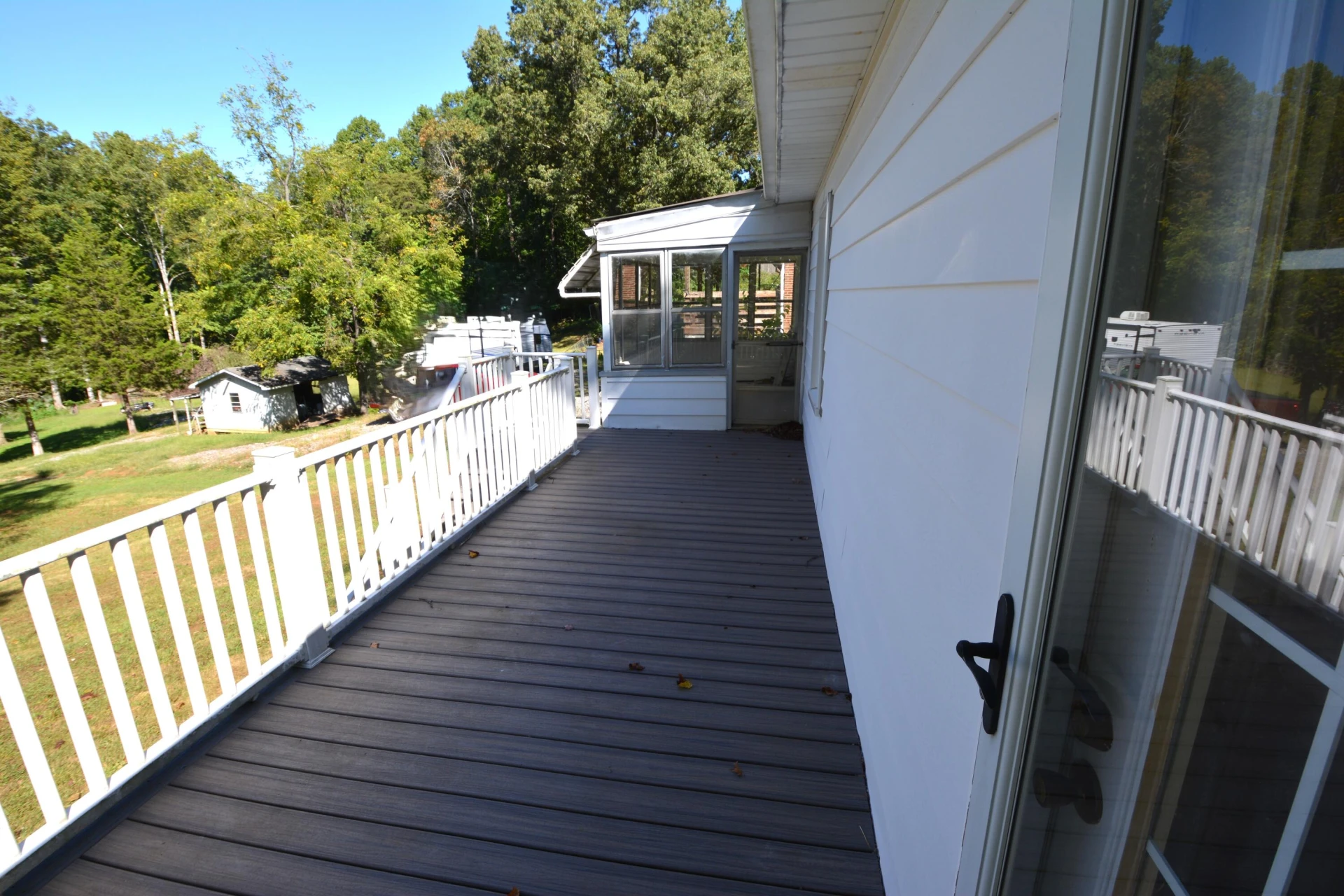 1040 Owens RD - Photo 16