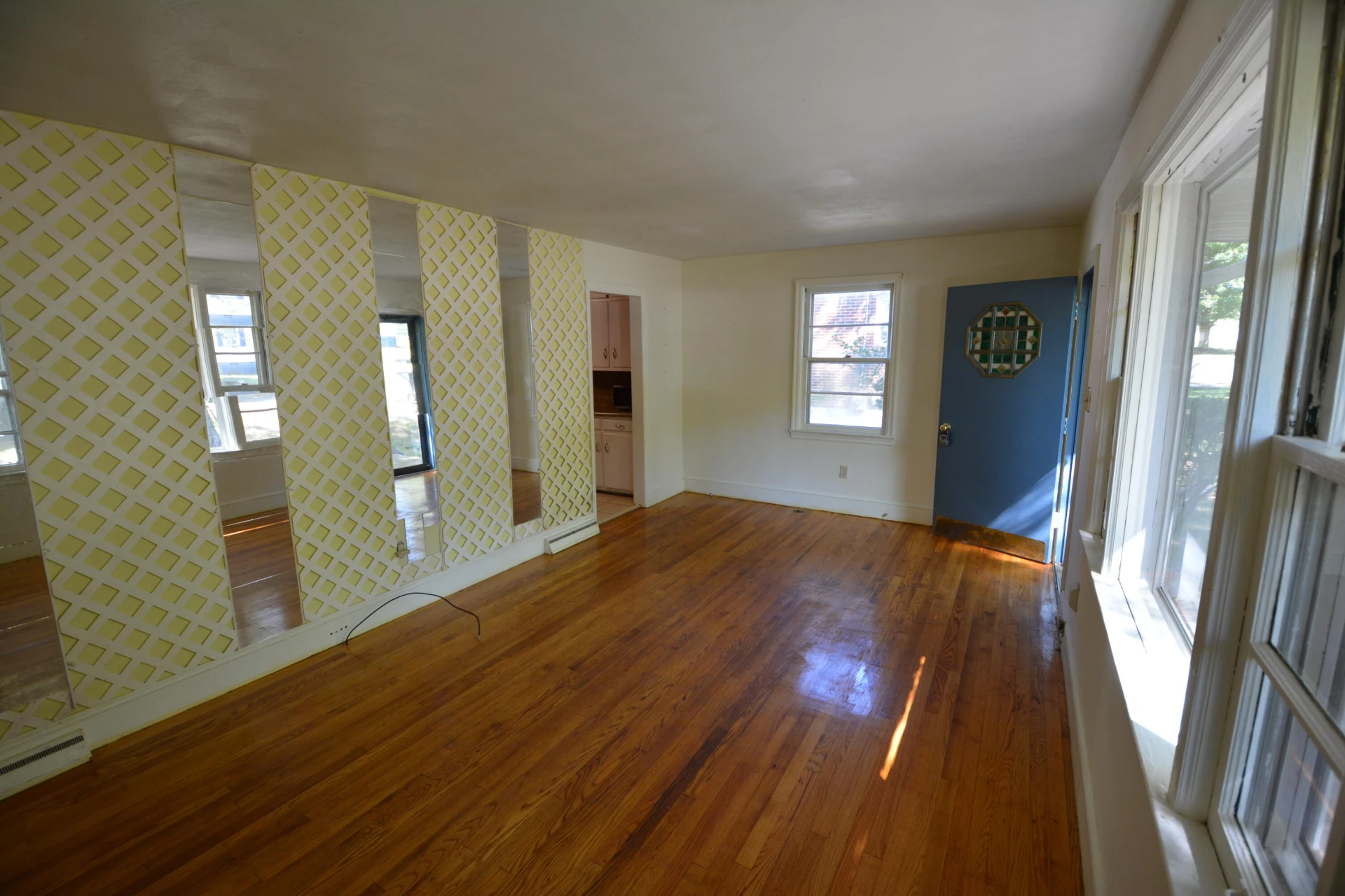 1040 Owens RD - Photo 9