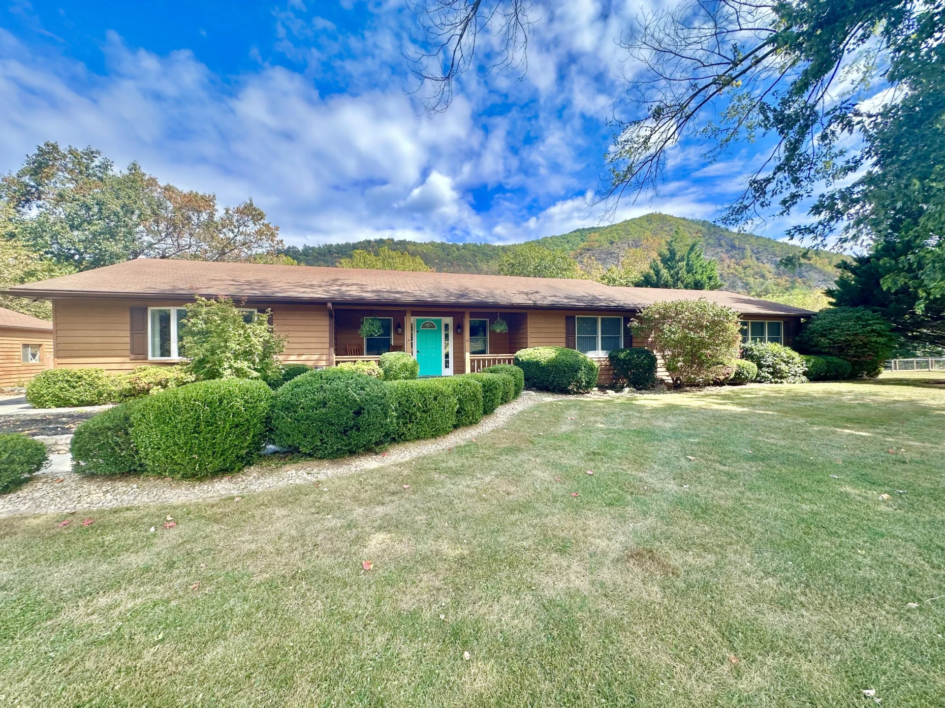 5819 Forty Two RD - Photo 11