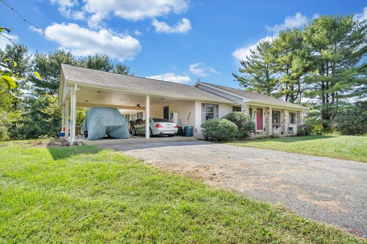 461 Oak Ridge RD - Photo 13