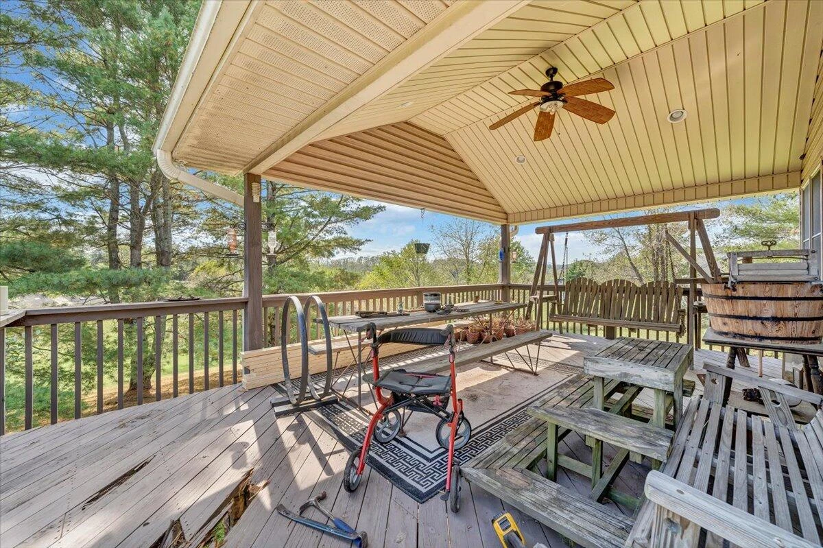 461 Oak Ridge RD - Photo 16