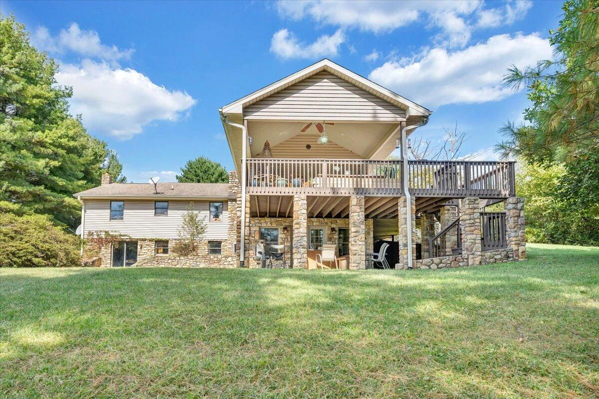 461 Oak Ridge RD - Photo 3