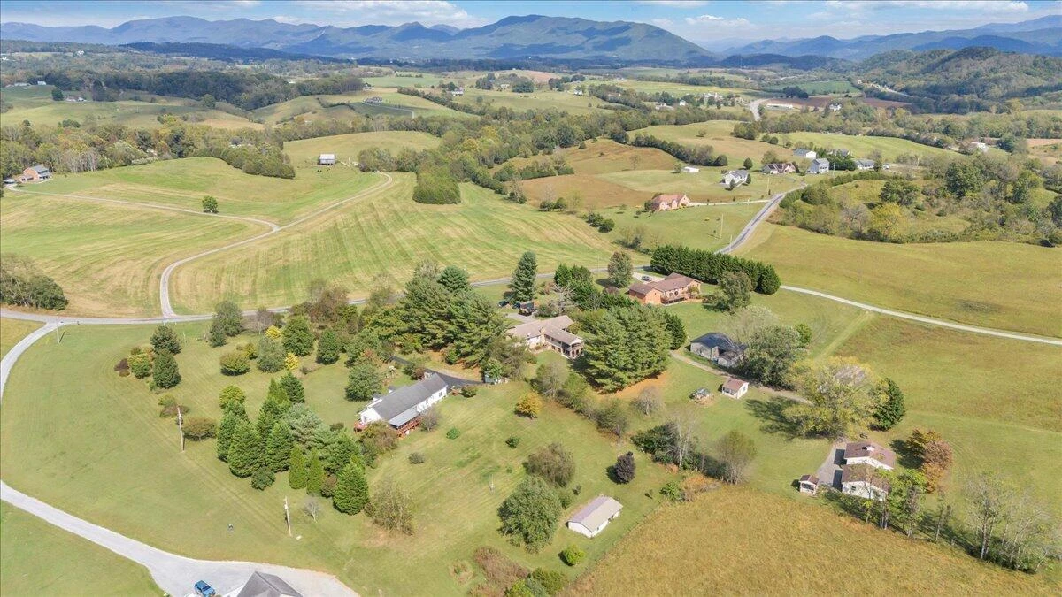 461 Oak Ridge RD - Photo 43