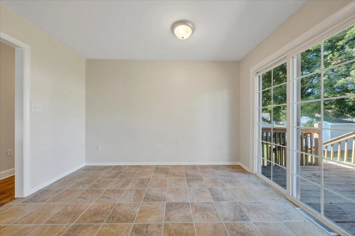 3516 Springtree CIR NE - Photo 17