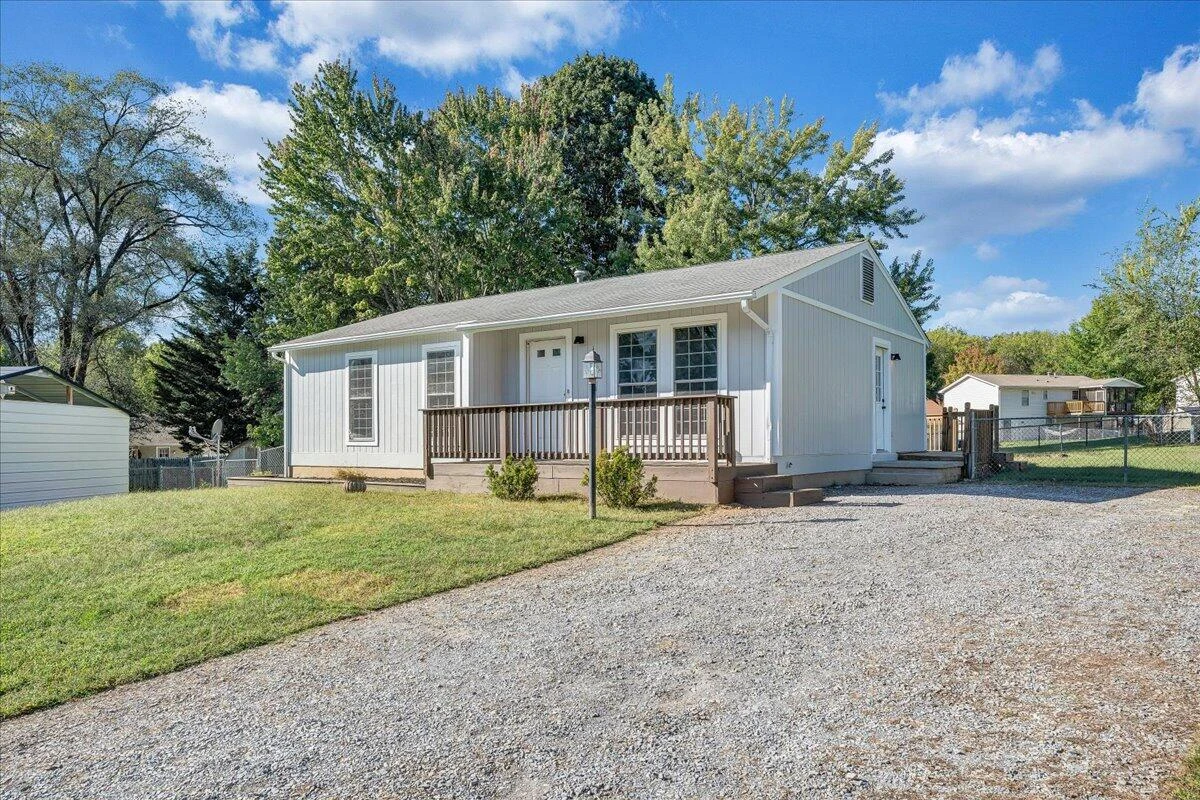 3516 Springtree CIR NE - Photo 9