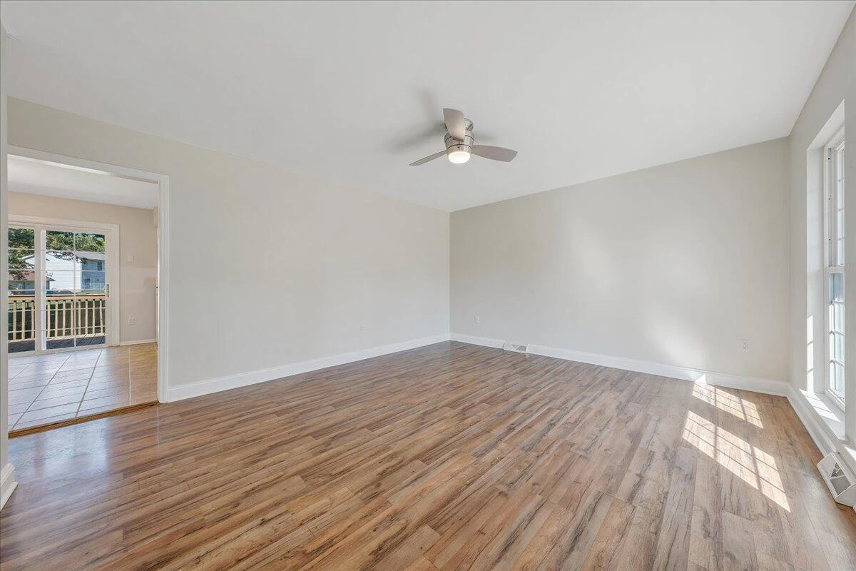 3516 Springtree CIR NE - Photo 11