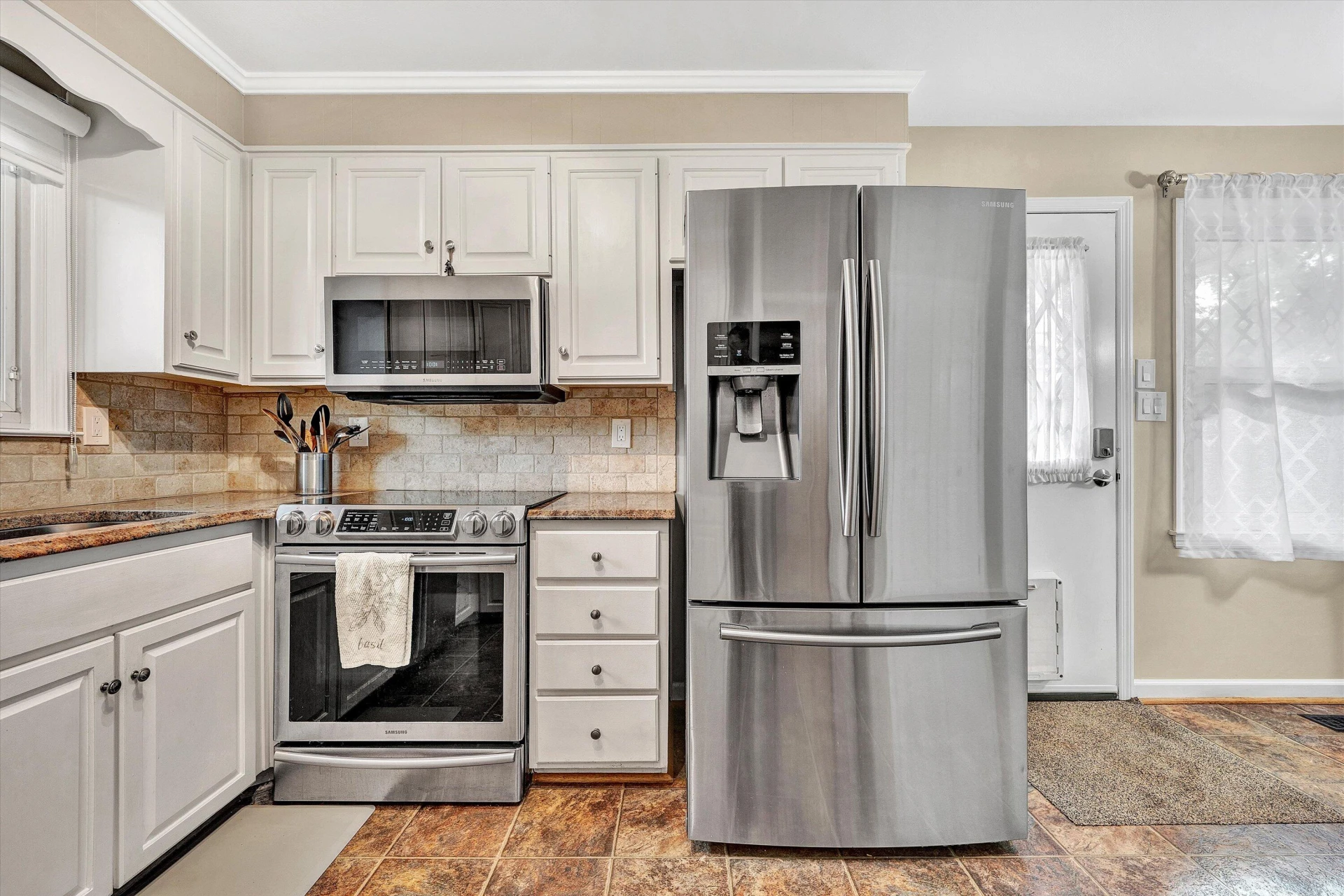3536 Valentine RD SW - Photo 24