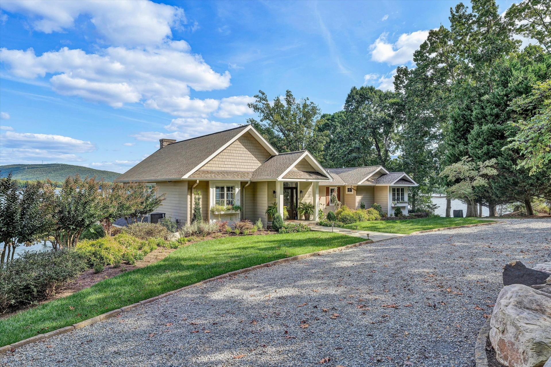 107 Arbor LN - Photo 16