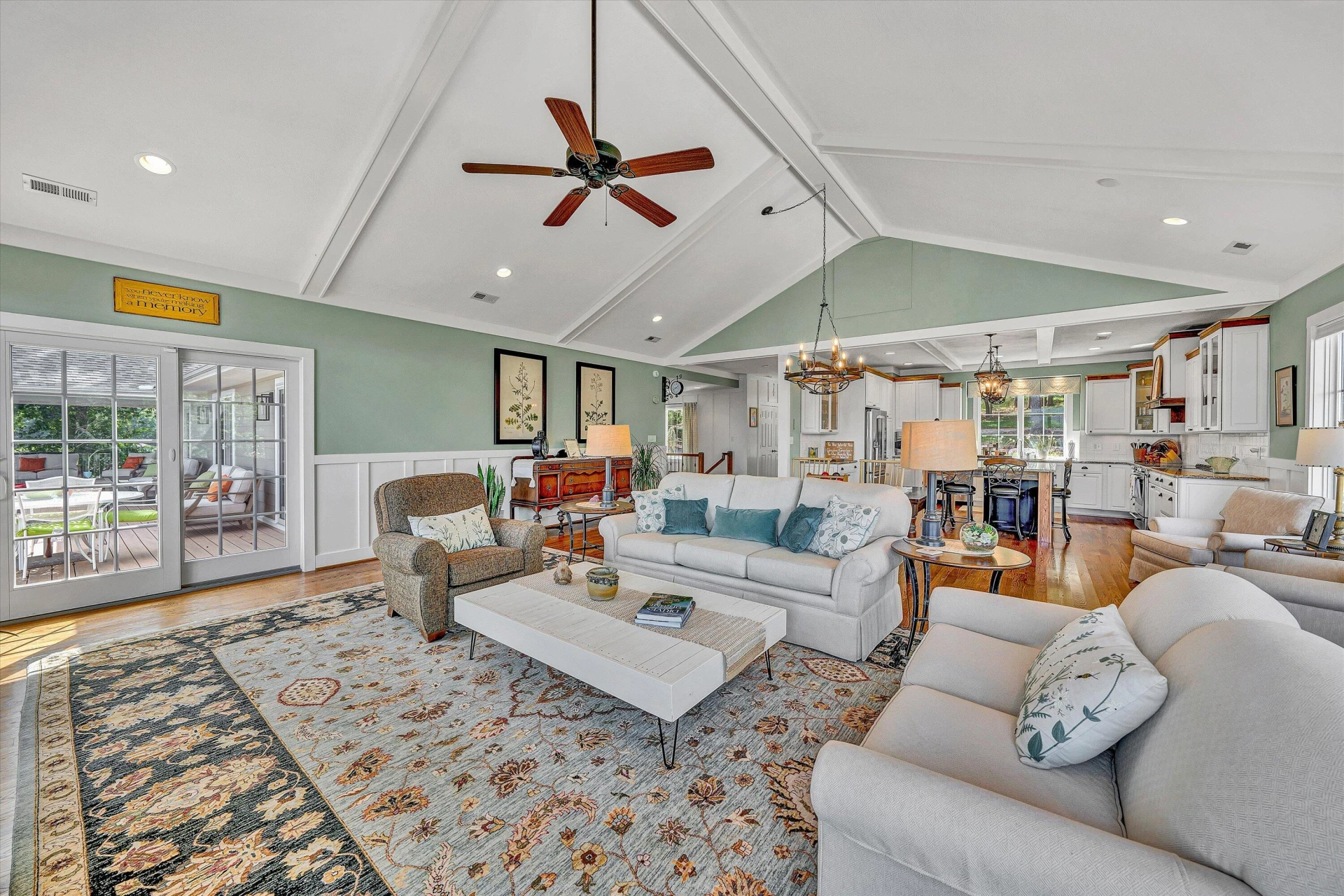107 Arbor LN - Photo 35