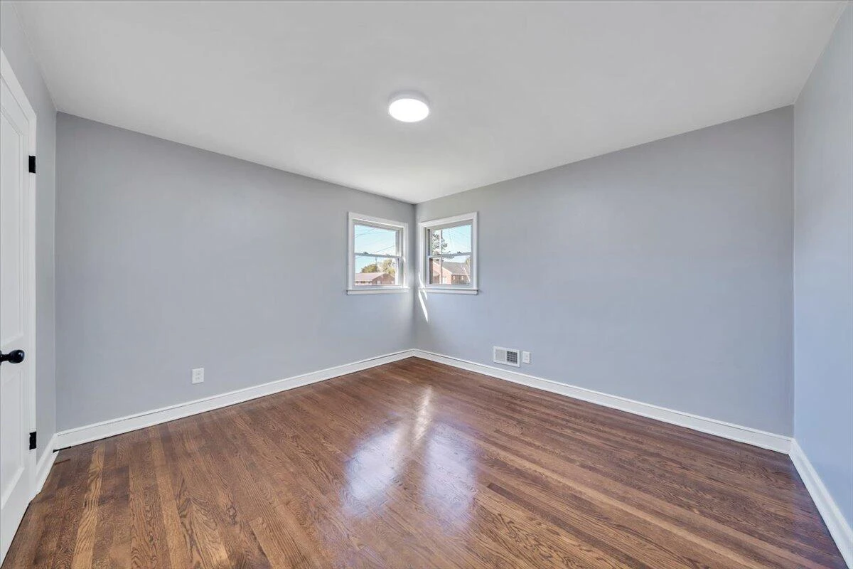 210 Post RD - Photo 12