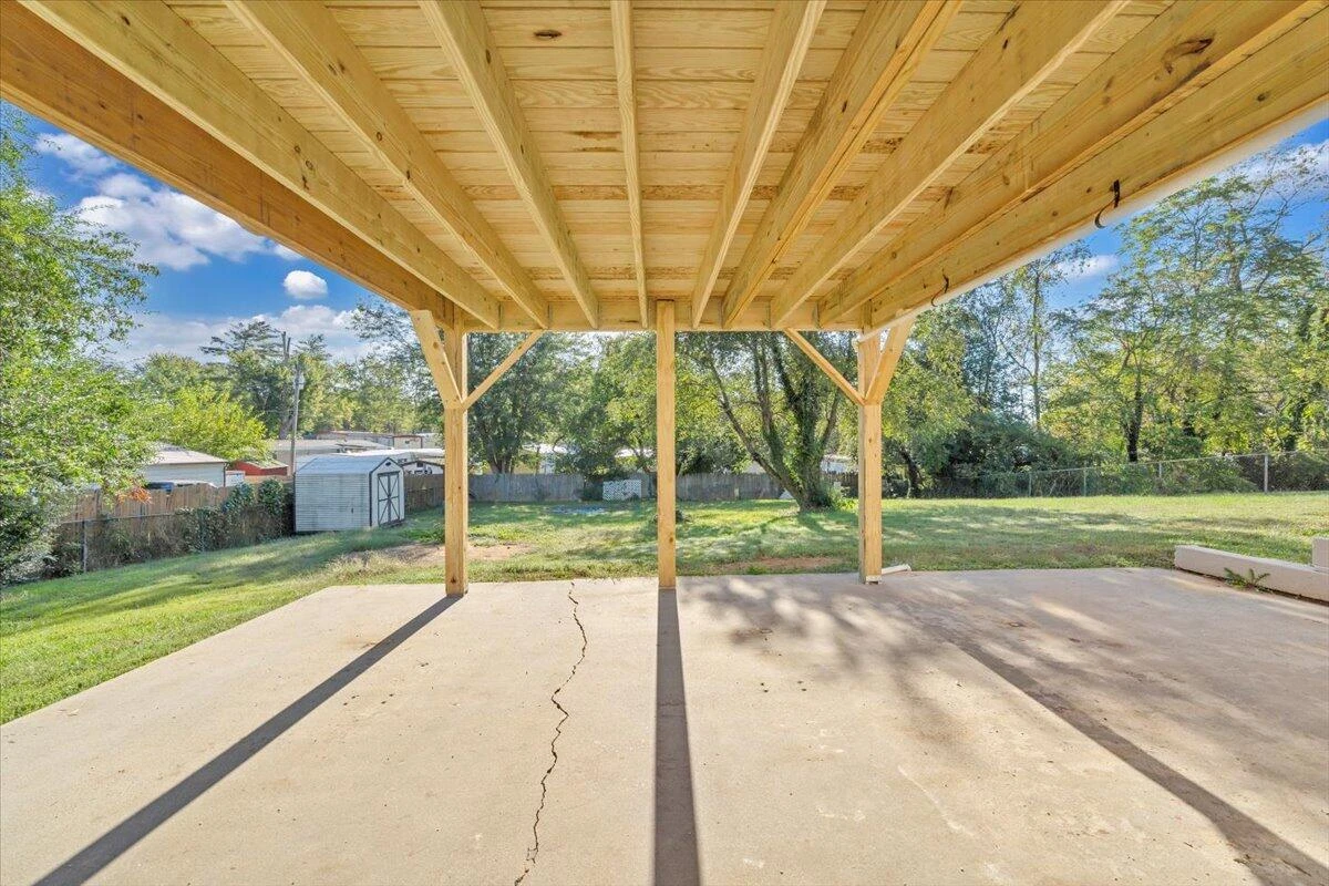 210 Post RD - Photo 41