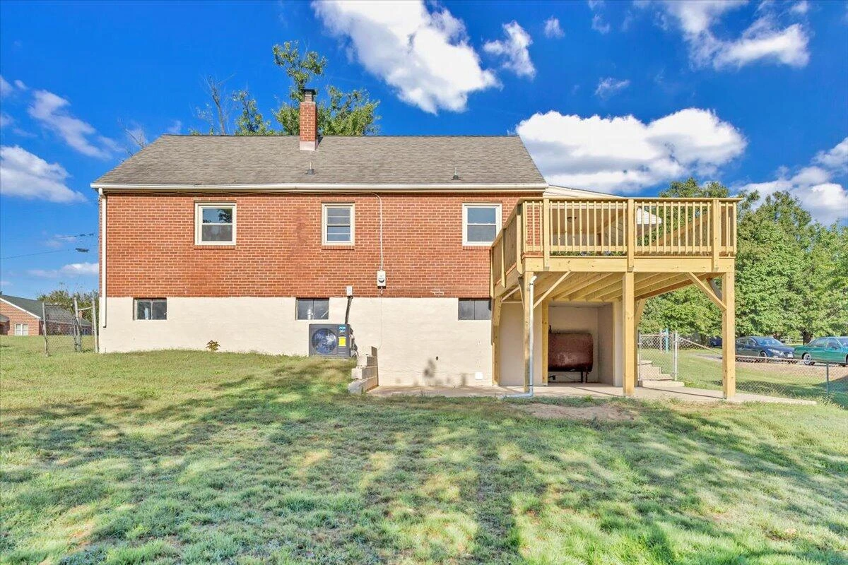210 Post RD - Photo 46