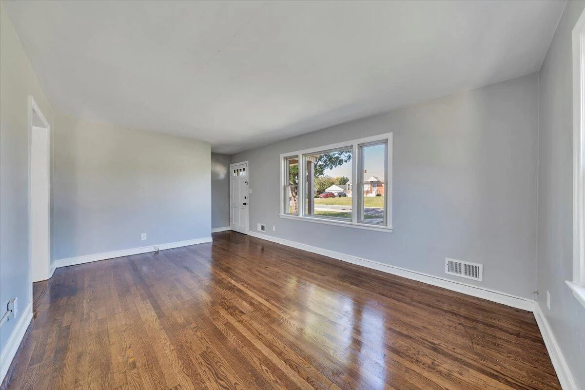 210 Post RD - Photo 6