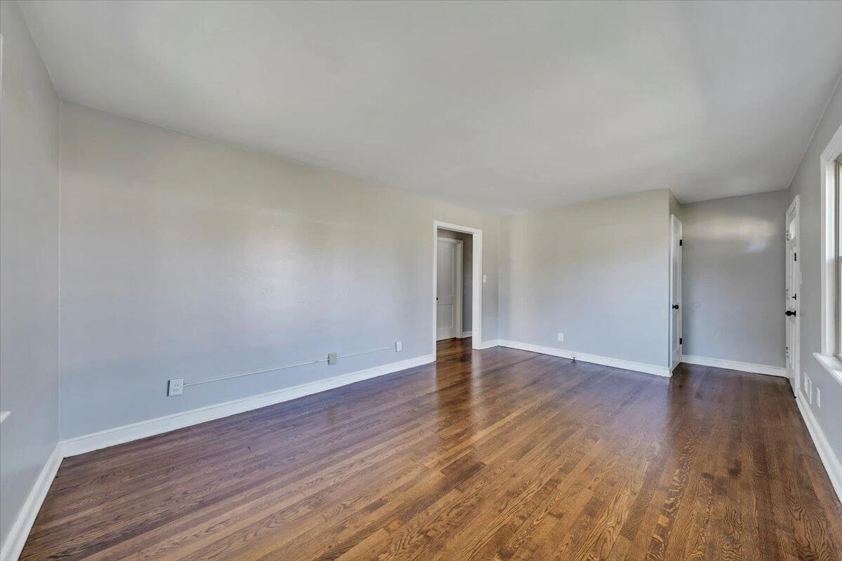 210 Post RD - Photo 7