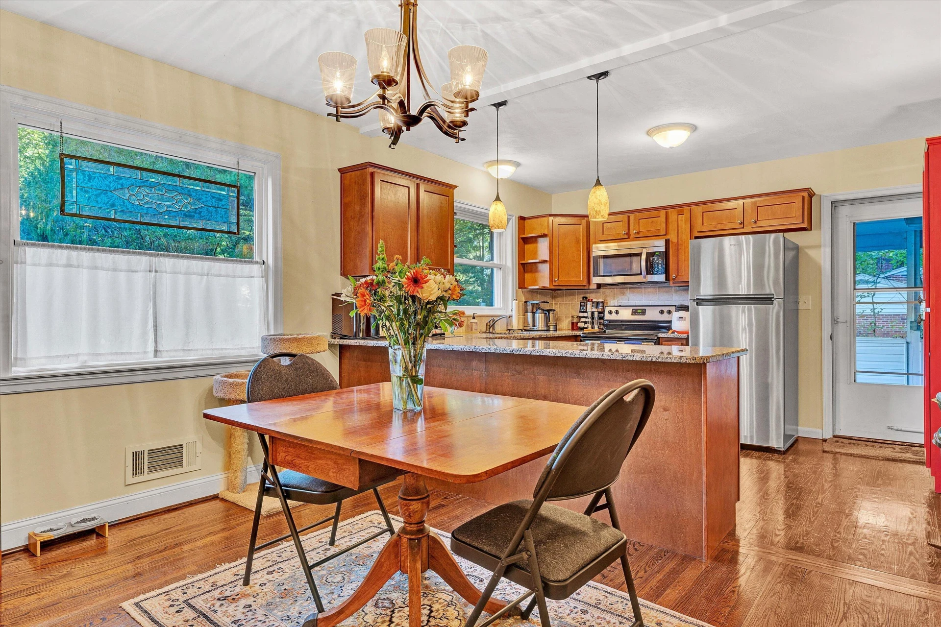2540 Sweetbrier AVE SW - Photo 12