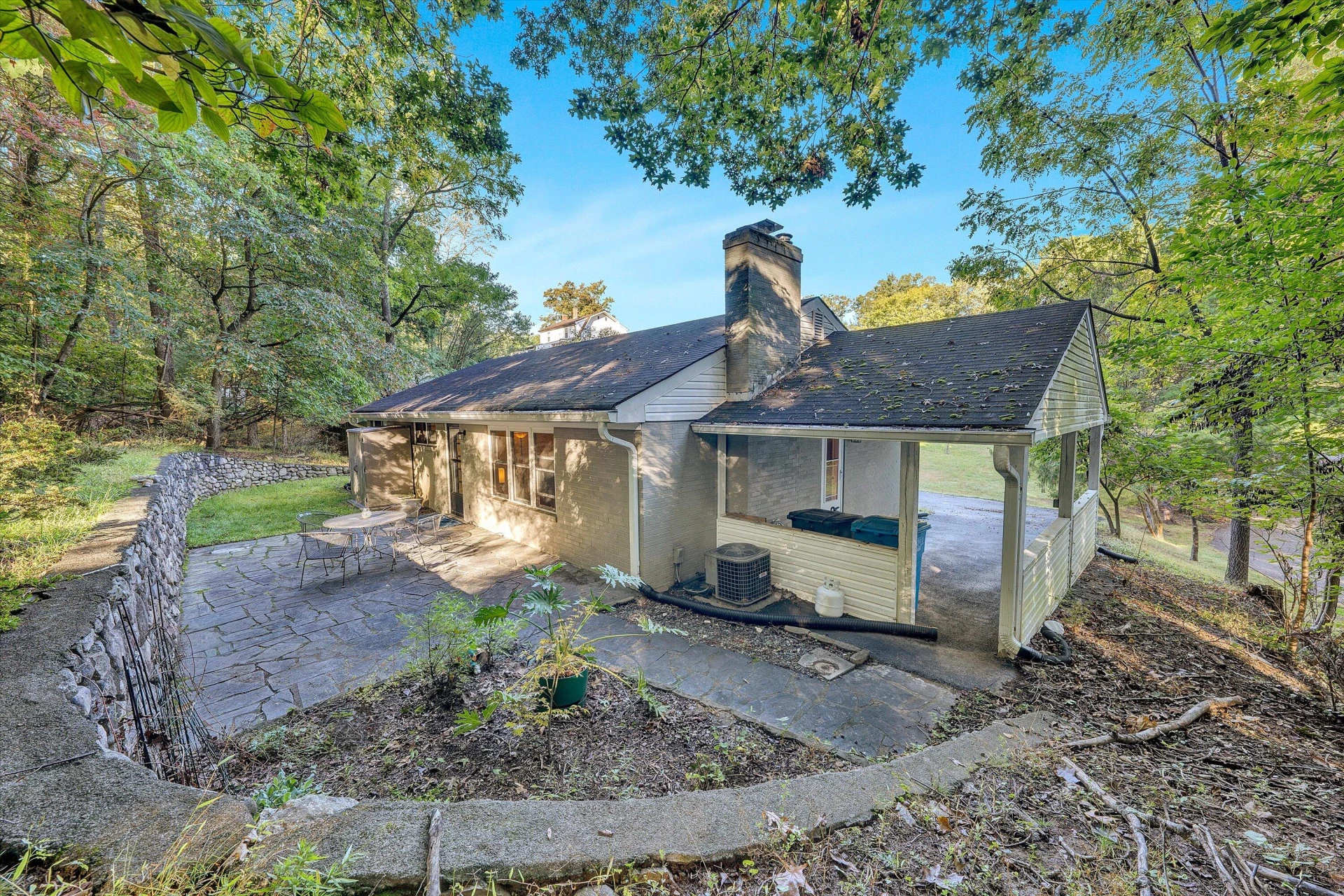2540 Sweetbrier AVE SW - Photo 31